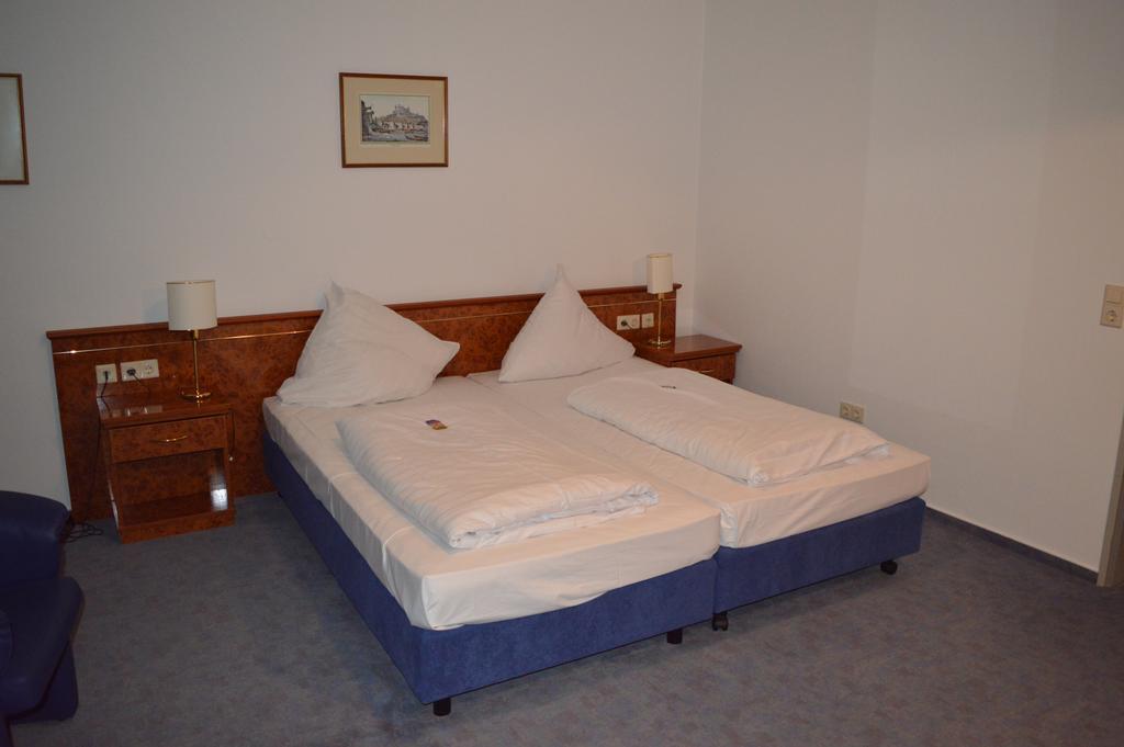 קאסל Hotel Arosa מראה חיצוני תמונה