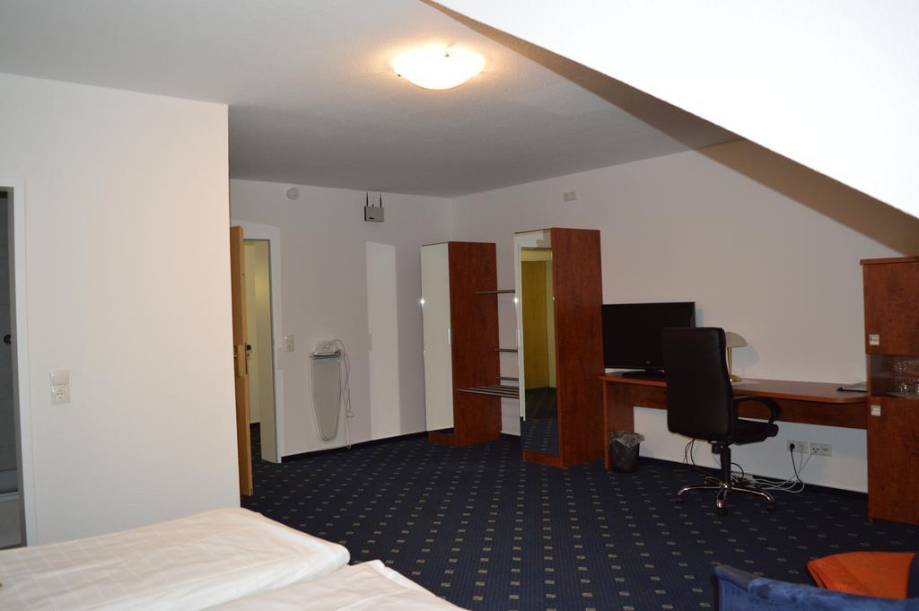 קאסל Hotel Arosa מראה חיצוני תמונה